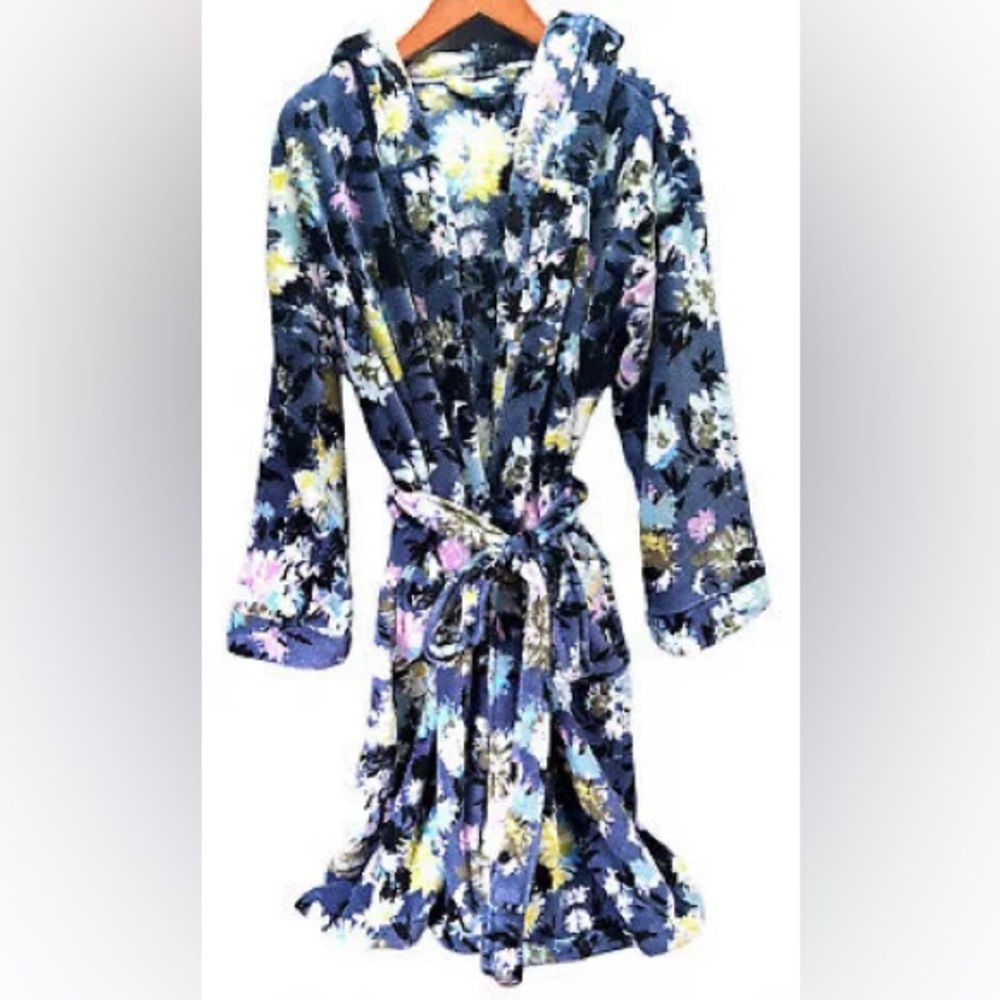 Vera Bradley Chrysanthemum robe